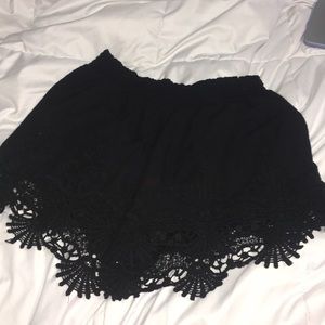 KENDALL AND KYLIE size small flowing black shorts!